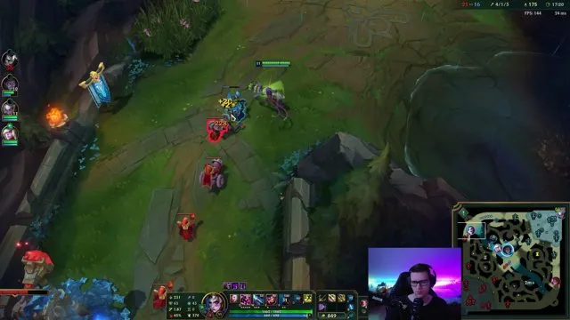 Tonirel's stream on 7 October 2026